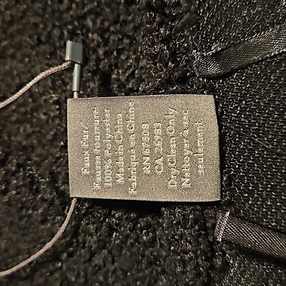 NWT - Vince Camuto Belted Teddy Bear Poncho - One Size Fits Most - Picture 9 of 9